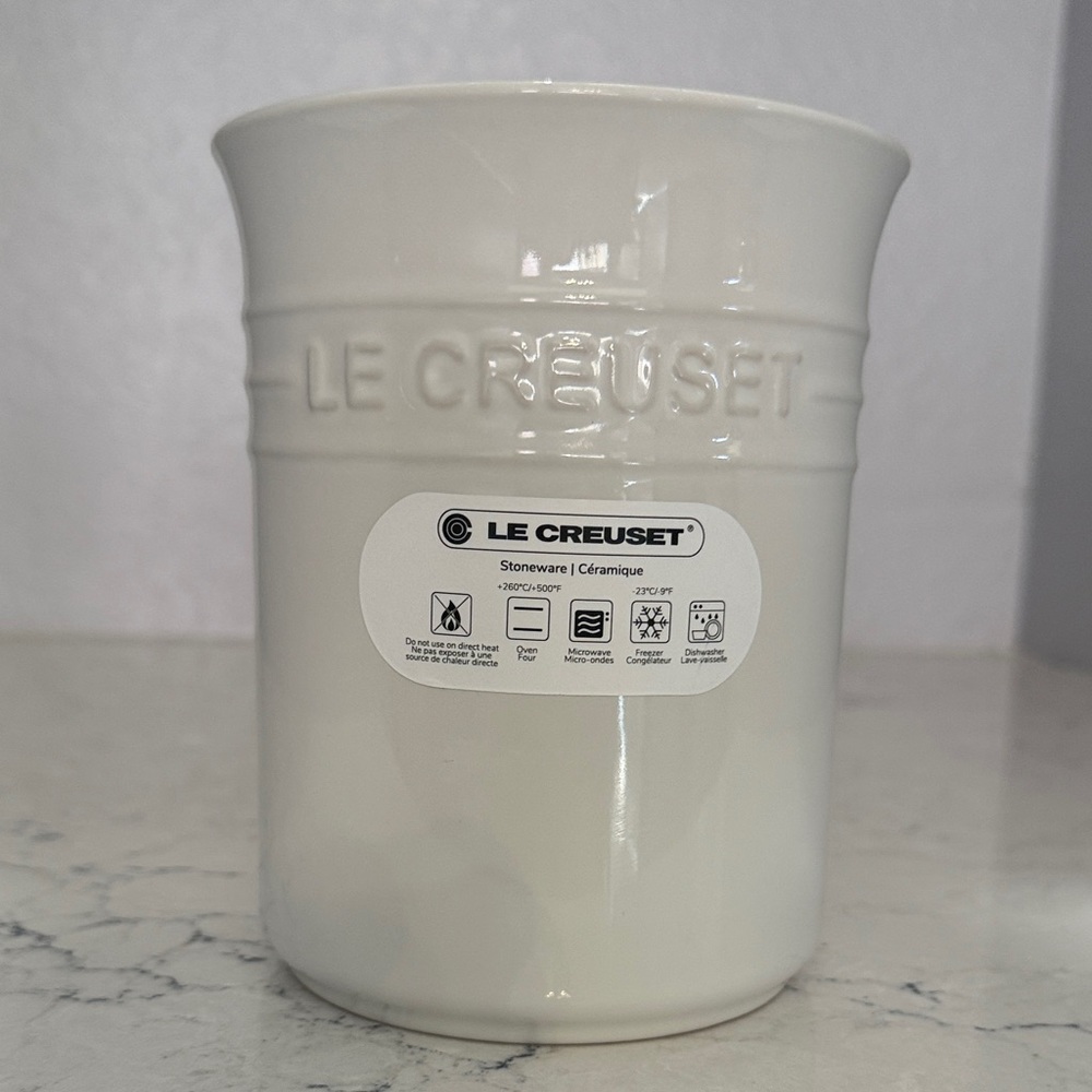Le Creuset white Stoneware utensil  crock